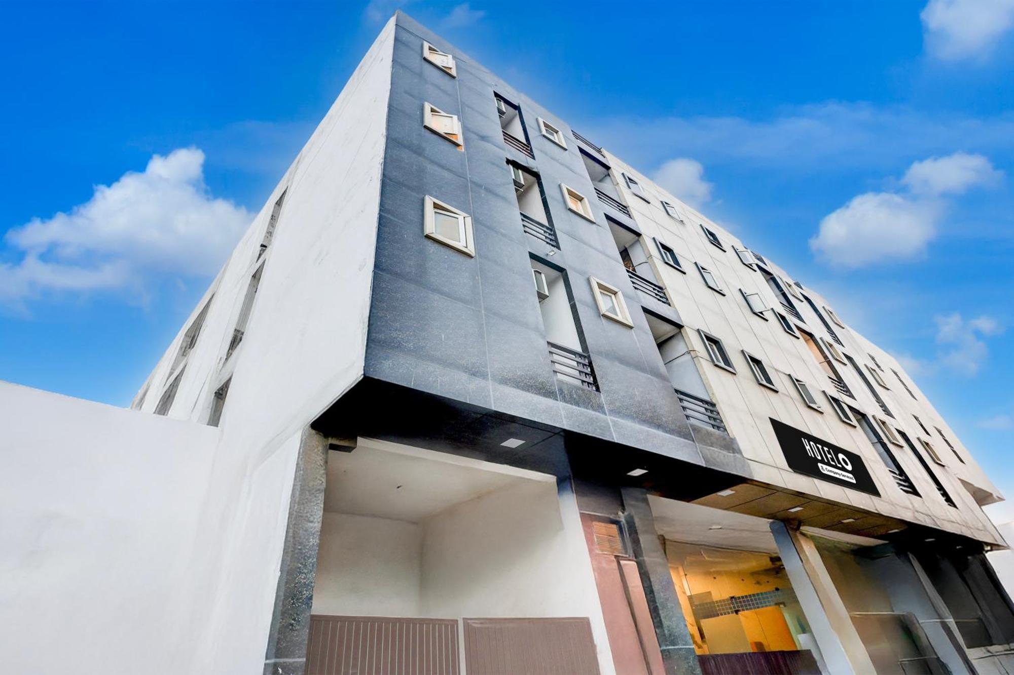 Super O Rangpuri Mahipalpur 2* New Delhi